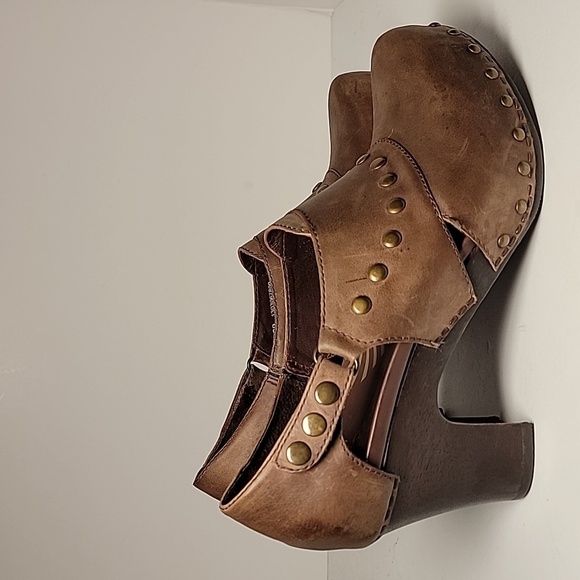 Dansko Ryder Mules Clogs Sz 39 US 8.5 9 Brown Leather Block Heel Studded Comfort - Picture 4 of 16